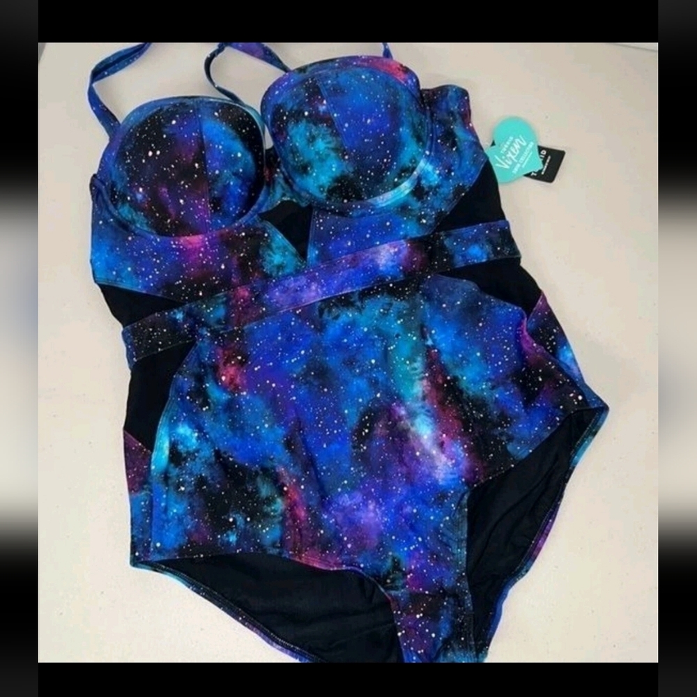 New Torrid 1x 2x 3x Galaxy Print Swimsuit One Piece Plus Size - Picture 4 of 9